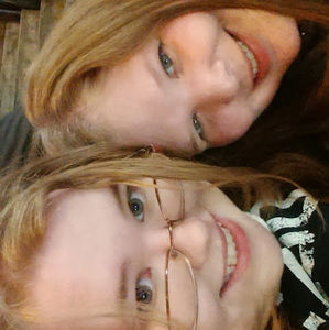 Meet your Posher, Robin lauren